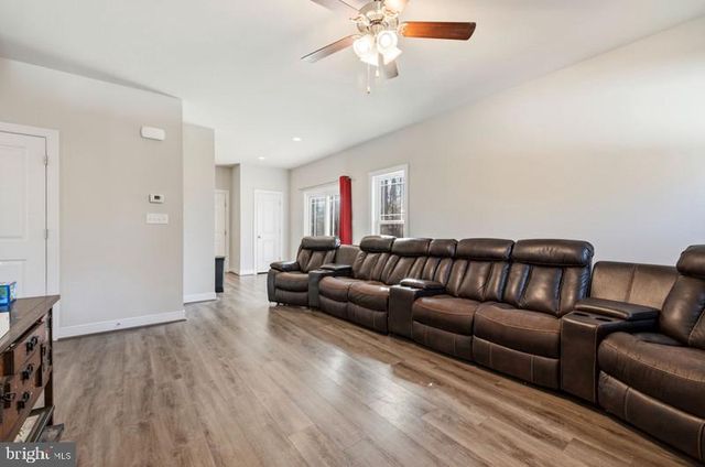 5222 CALVERT CT, Fredericksburg, VA 22407