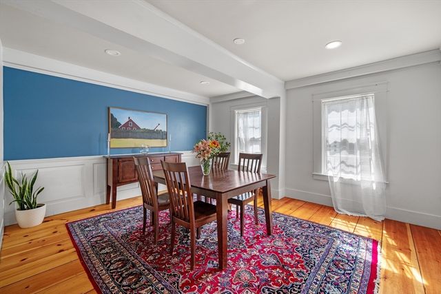 15 River St, Salem, MA 01970