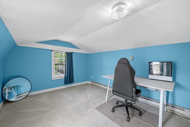 15 River St, Salem, MA 01970