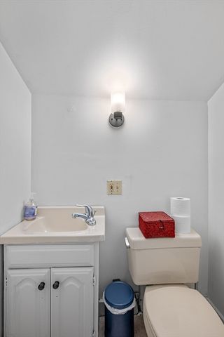 15 River St, Salem, MA 01970
