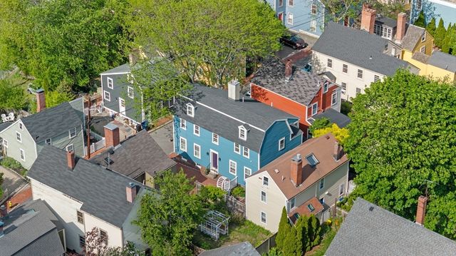 15 River St, Salem, MA 01970