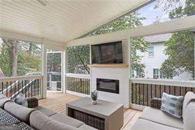 2291 Nesbitt Drive NE, Brookhaven, GA 30319