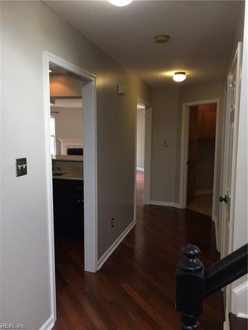 2712 Fayette CT, Virginia Beach, VA 23456