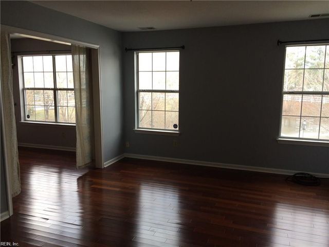 2712 Fayette CT, Virginia Beach, VA 23456