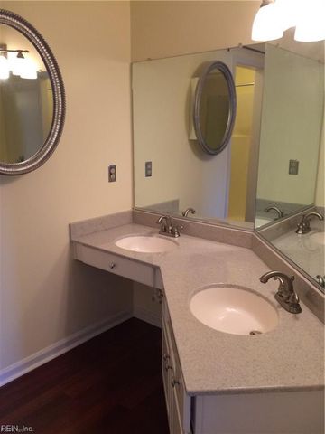 2712 Fayette CT, Virginia Beach, VA 23456