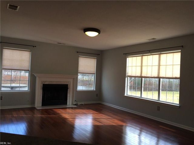 2712 Fayette CT, Virginia Beach, VA 23456