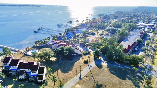 8269 Navarre Parkway, Navarre, FL 32566