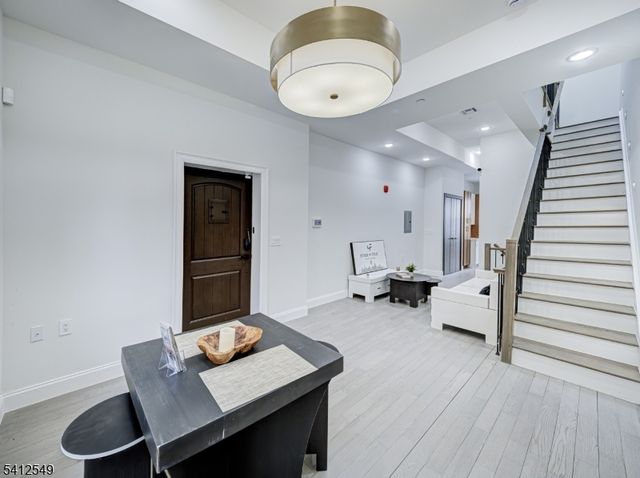 133 Clifton Pl 3, Jersey City, NJ 07304