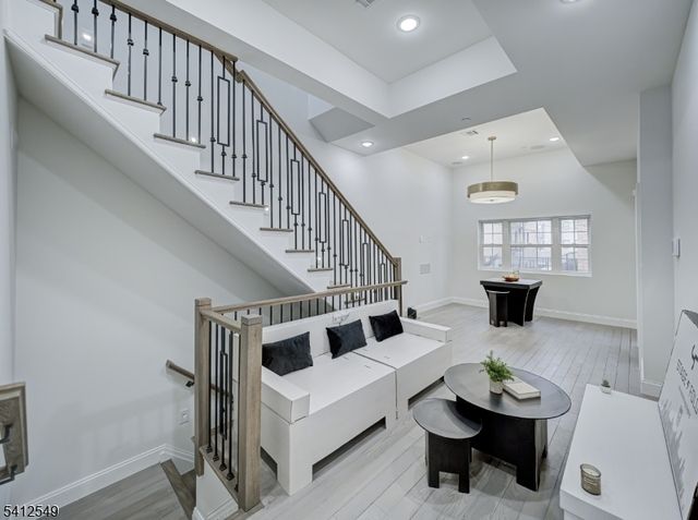 133 Clifton Pl 3, Jersey City, NJ 07304