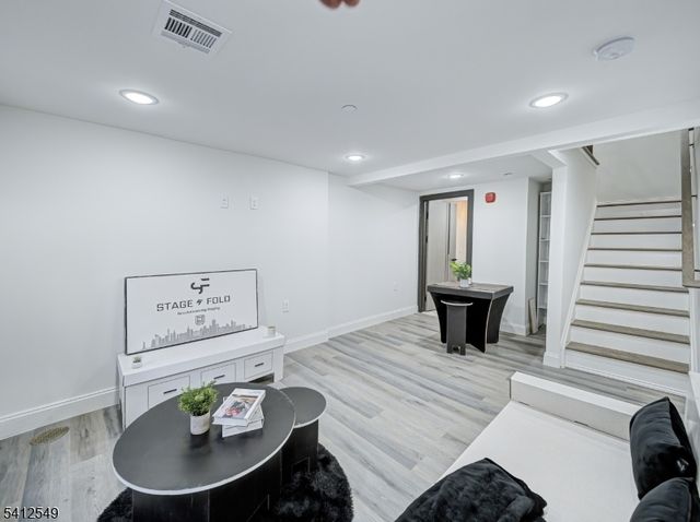 133 Clifton Pl 3, Jersey City, NJ 07304