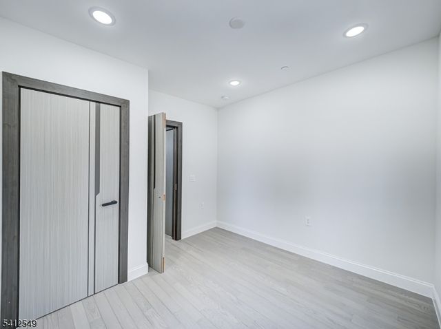 133 Clifton Pl 3, Jersey City, NJ 07304