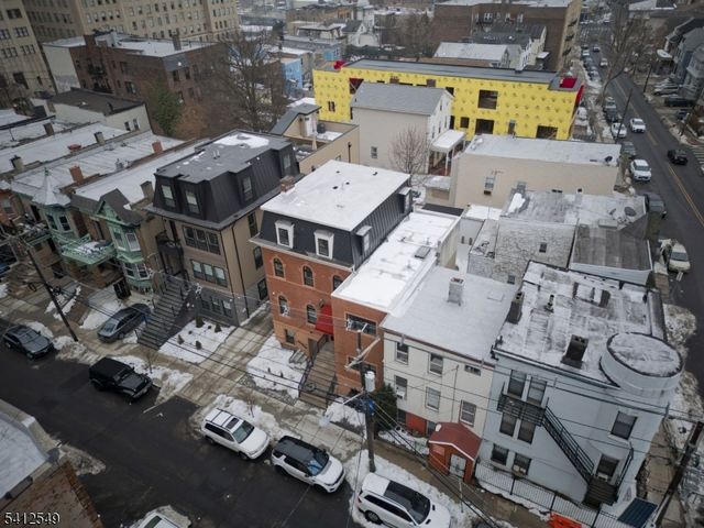 133 Clifton Pl 3, Jersey City, NJ 07304