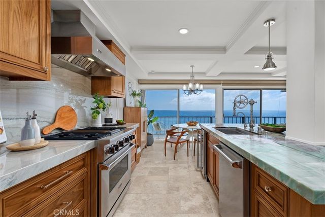 31423 South Coast Hway 51, Laguna Beach, CA 92651
