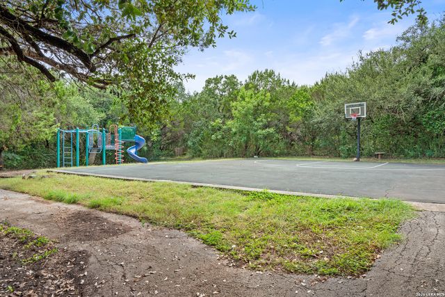 17314 FOUNTAIN BLUFF DR, San Antonio, TX 78248