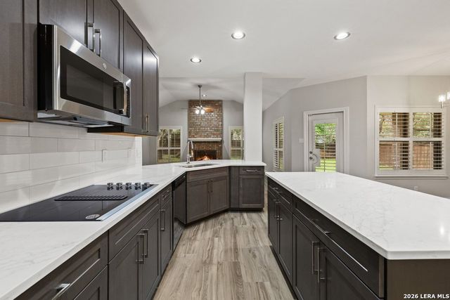 17314 FOUNTAIN BLUFF DR, San Antonio, TX 78248