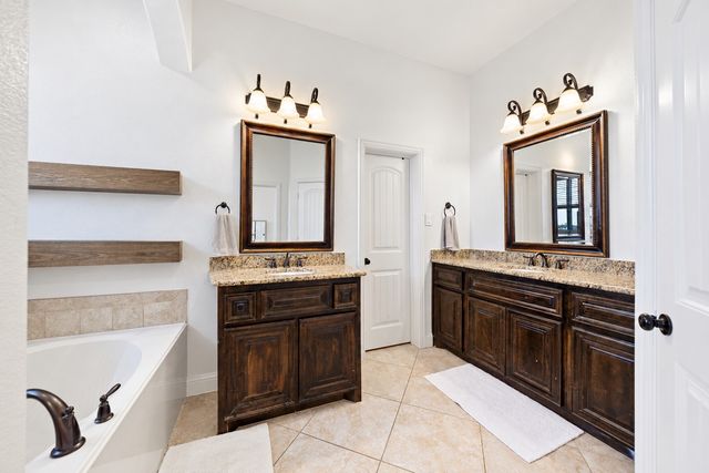 3005 Flint Rock Drive, Forney, TX 75126