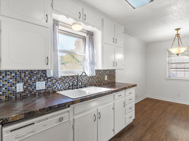 6625 Betty Drive, Watauga, TX 76148