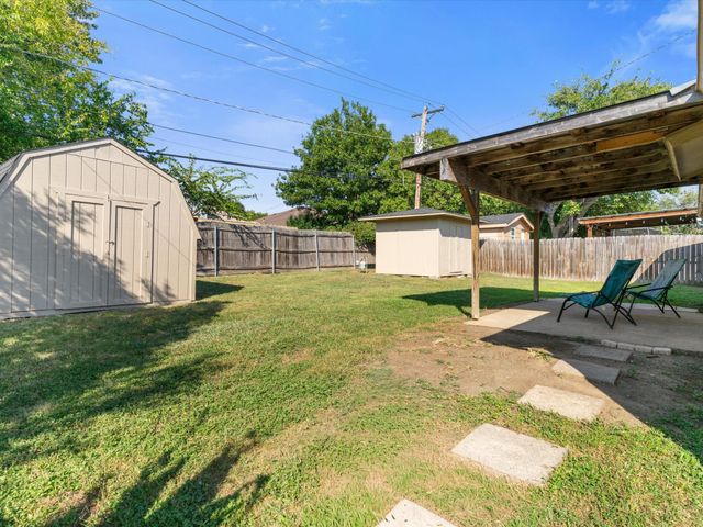 6625 Betty Drive, Watauga, TX 76148