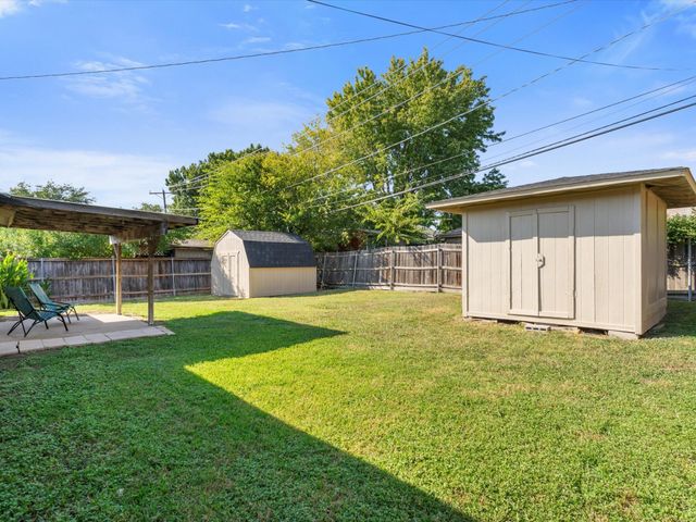 6625 Betty Drive, Watauga, TX 76148