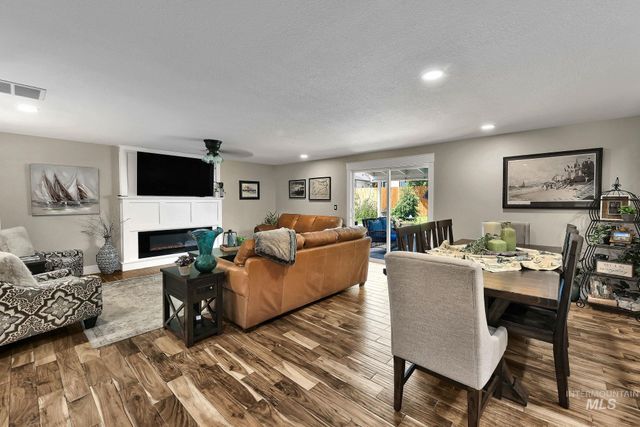 11407 W Reutzel Dr., Boise, ID 83709