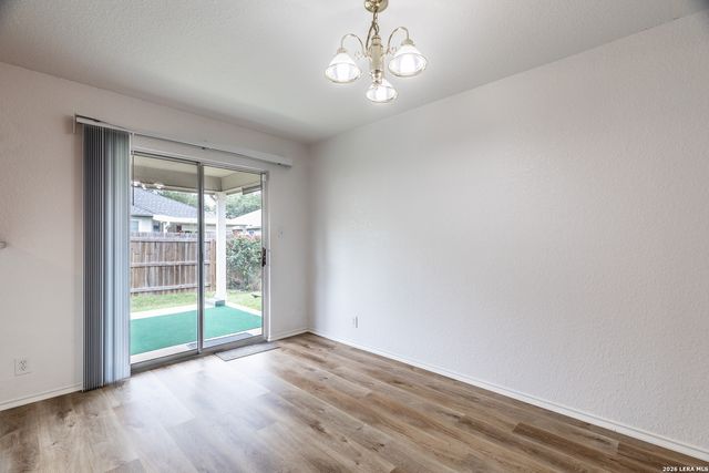 3304 Whisper Blf, Schertz, TX 78108