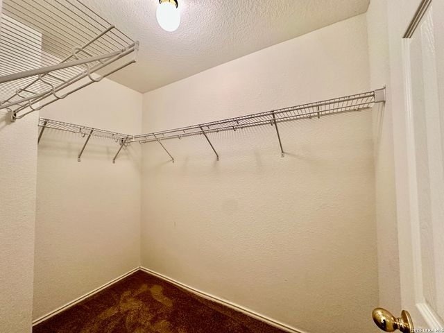 3304 Whisper Blf, Schertz, TX 78108