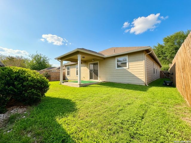 3304 Whisper Blf, Schertz, TX 78108