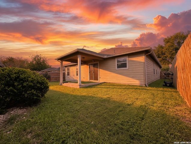 3304 Whisper Blf, Schertz, TX 78108