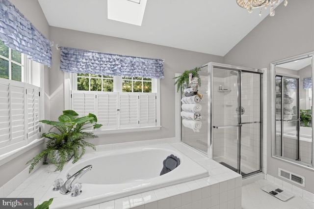4144 SADDLEBROOK RD, Collegeville, PA 19426