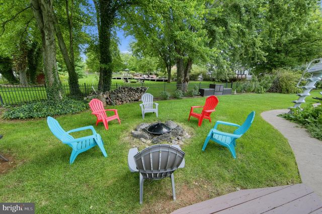 4144 SADDLEBROOK RD, Collegeville, PA 19426