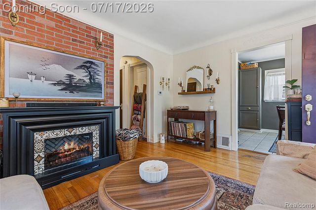 1616 N Vermont Avenue, Royal Oak, MI 48067
