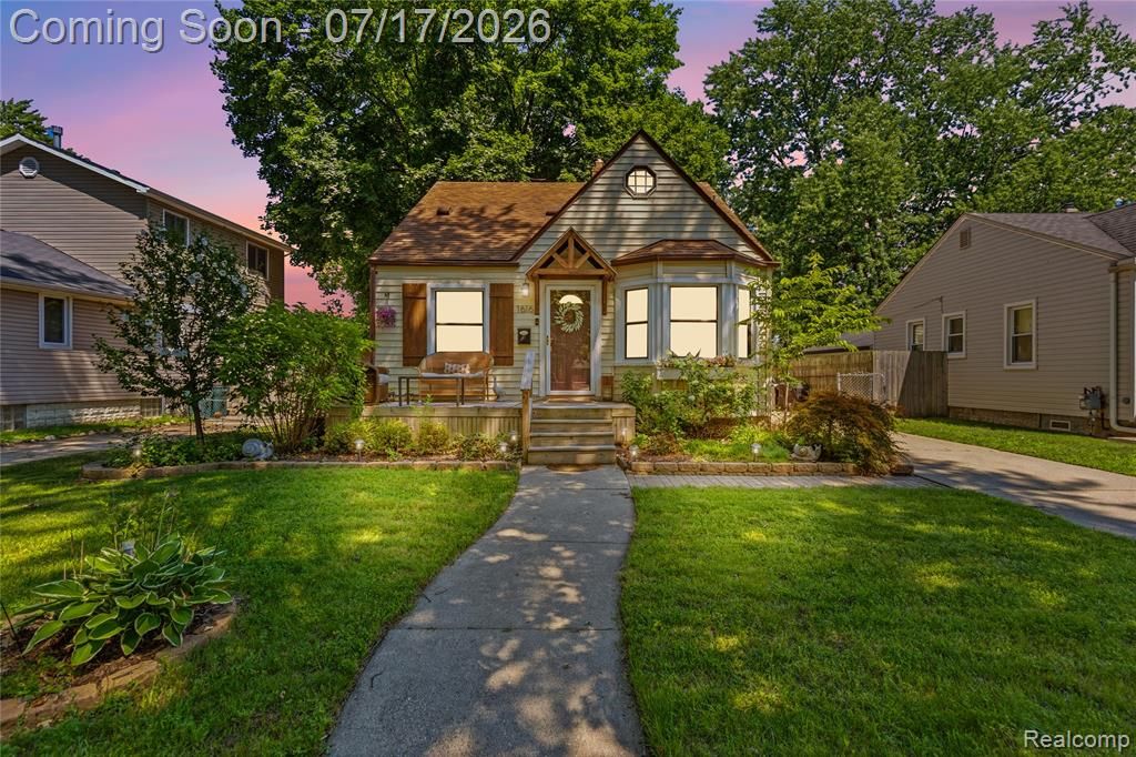 1616 N Vermont Avenue, Royal Oak, MI 48067