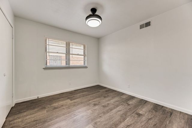 5321 Mystic Trail, Dallas, TX 75241