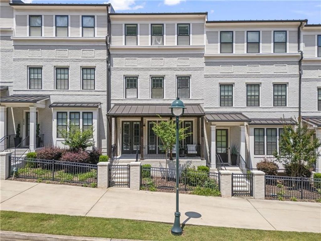 5836 Sandy Springs Circle, Sandy Springs, GA 30328