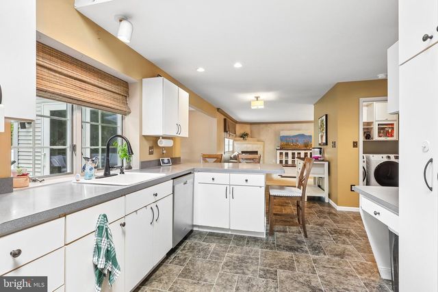 106 CONCORD RIDGE DR, Richlandtown, PA 18955