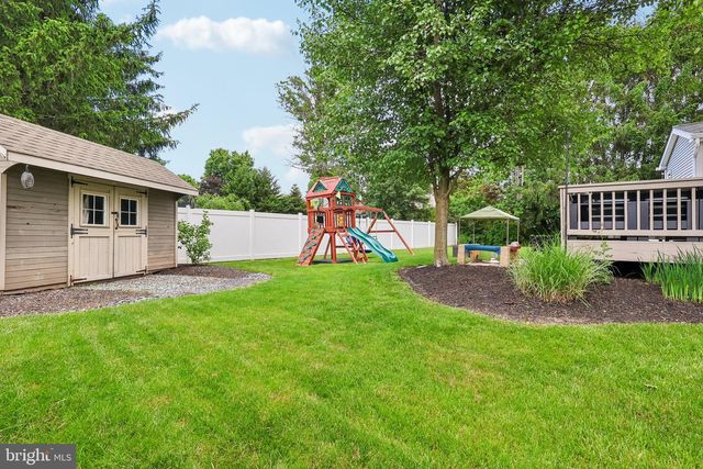 106 CONCORD RIDGE DR, Richlandtown, PA 18955