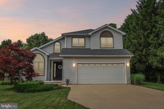 106 CONCORD RIDGE DR, Richlandtown, PA 18955