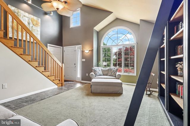 106 CONCORD RIDGE DR, Richlandtown, PA 18955