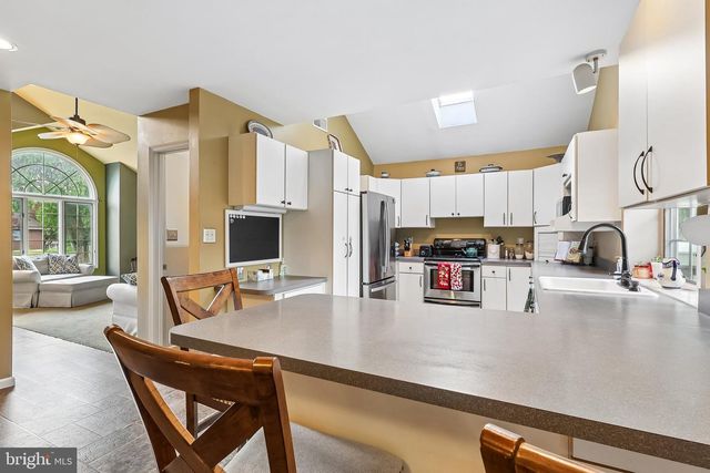 106 CONCORD RIDGE DR, Richlandtown, PA 18955