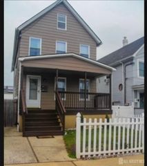 165 Emerson Street 2, Carteret, NJ 07008