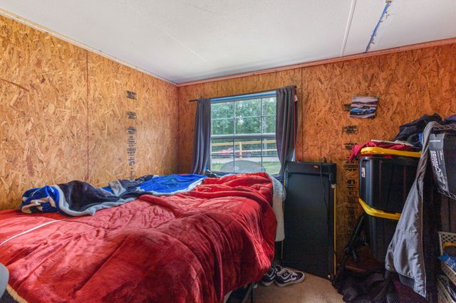 1013 Valencia Ct, Ashland City, TN 37015