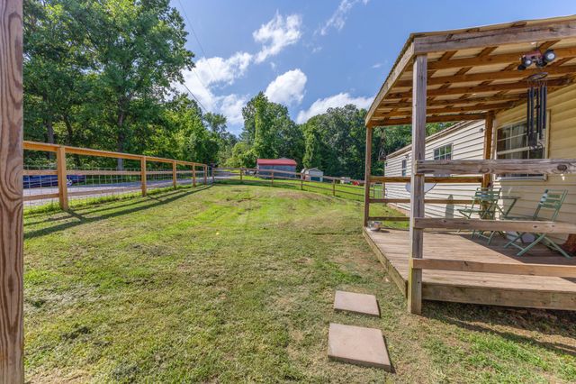 1013 Valencia Ct, Ashland City, TN 37015