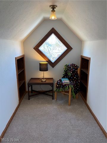 5271 W 49th Street, Parma, OH 44134