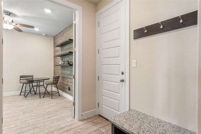 689 Pink Granite BLVD, Dripping Springs, TX 78620