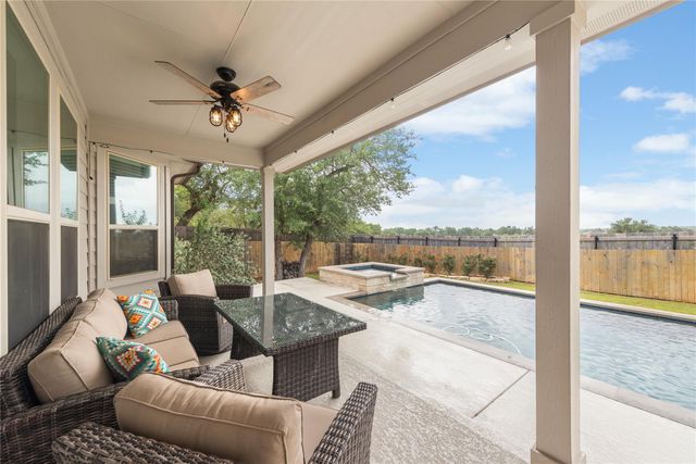 689 Pink Granite BLVD, Dripping Springs, TX 78620