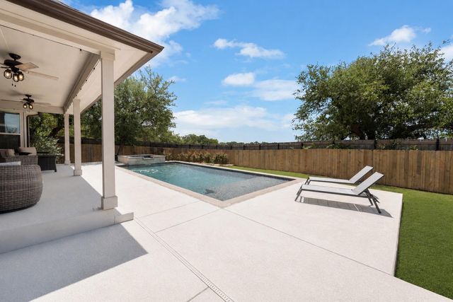 689 Pink Granite BLVD, Dripping Springs, TX 78620