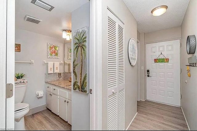 400 Lenell RD 207, Fort Myers Beach, FL 33931