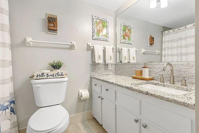 400 Lenell RD 207, Fort Myers Beach, FL 33931