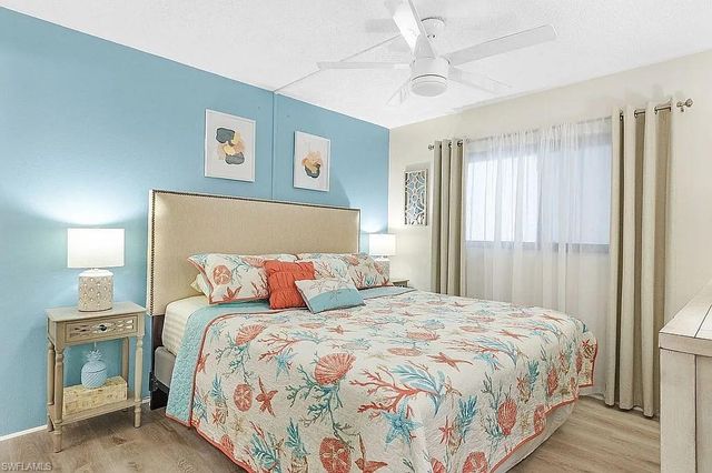 400 Lenell RD 207, Fort Myers Beach, FL 33931