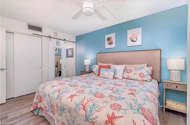 400 Lenell RD 207, Fort Myers Beach, FL 33931